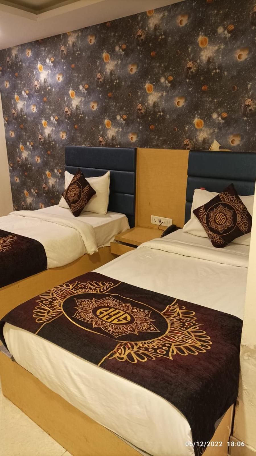 Hotel Grand Suites By D'Capitol Near Delhi Airport 뉴델리 외부 사진